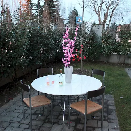 فندق مبيت وإفطار Milano By Rhospitality It