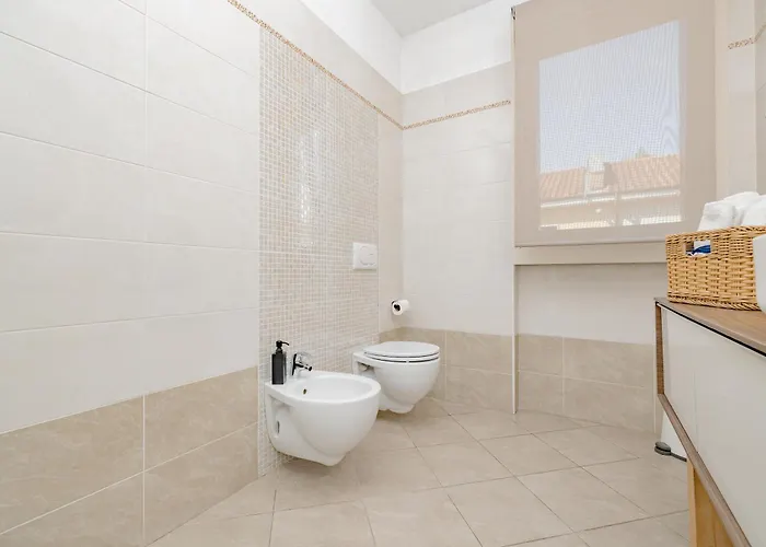 Milano By Rhospitality It