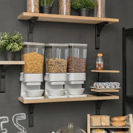 Milano By Rhospitality It 3*